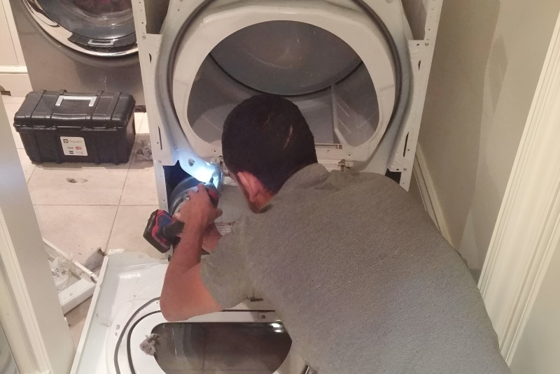 Stackable Washer and Dryer Repair in Miami